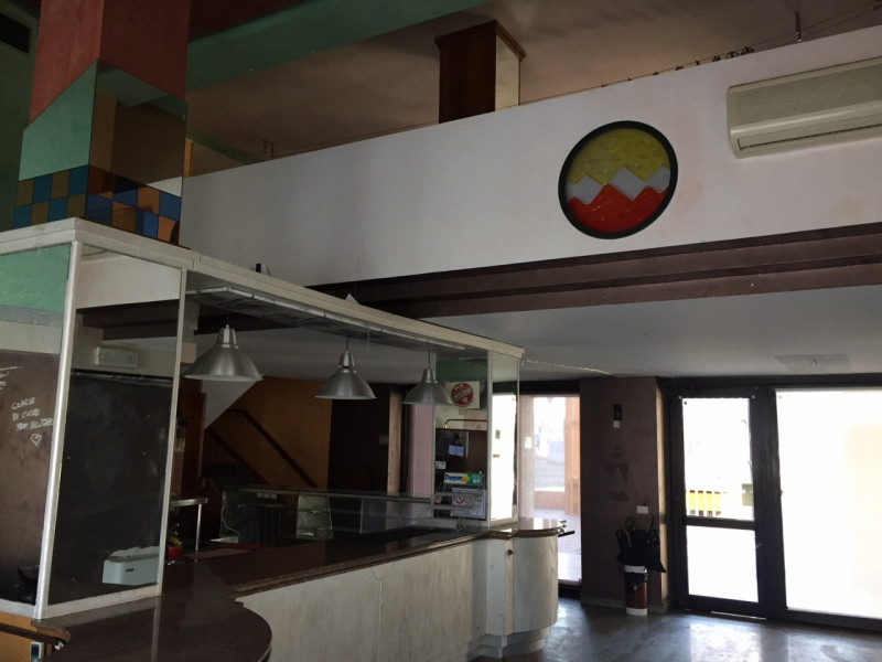 Negozio - Loc.Com. PADOVA affitto  Stazione via tireste Agenzia Immobiliare San Fermo