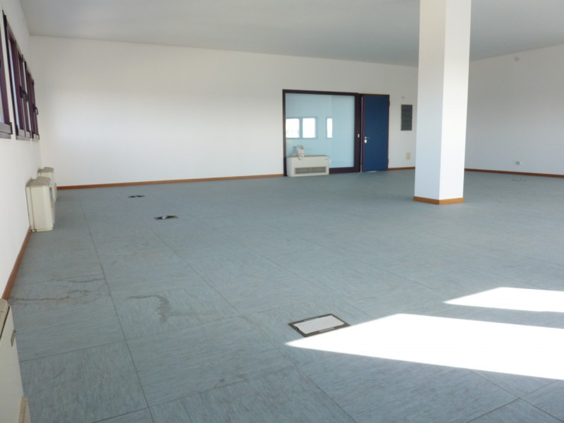Ufficio - Loc.Com. TREVISO affitto  Castellana via castellana 39 ABC Intermediazioni Immobiliari di Benedetto Celot
