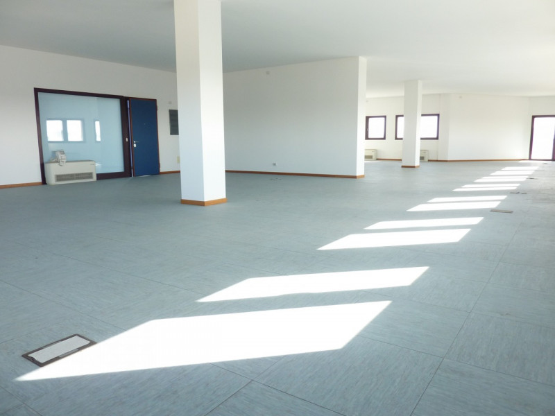 Ufficio - Loc.Com. TREVISO affitto  Castellana via castellana 39 ABC Intermediazioni Immobiliari di Benedetto Celot