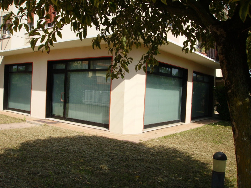 Ufficio - Loc.Com. PADOVA affitto  Brusegana - Santo Stefano Via Sette Martiri Agenzia Residence s.a.s.