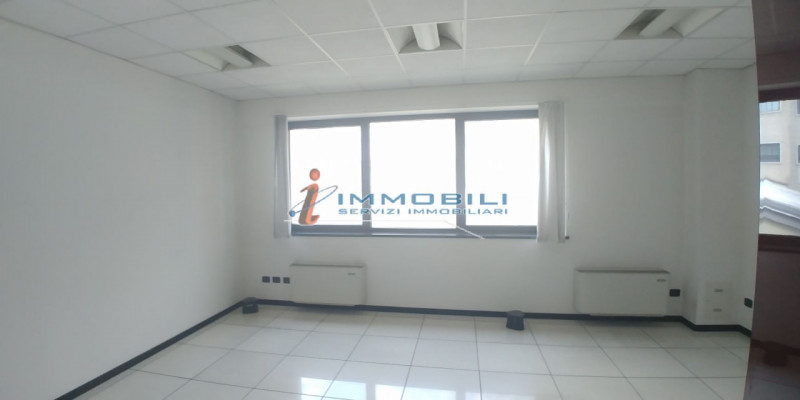  milano affitto quart: bonola immobili-servizi-immobiliari-s.a.s.