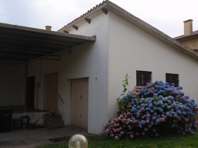 Villa Unifamiliare - Indipendente ALBIGNASEGO vendita  Albignasego - Centro  AGENZIA IMMOBILIARE CALZAVARA DI PINTONELLO EDI