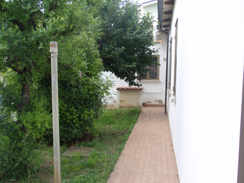 Villa Unifamiliare - Indipendente ALBIGNASEGO vendita  Albignasego - Centro  AGENZIA IMMOBILIARE CALZAVARA DI PINTONELLO EDI