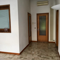 negozio in affitto Camposampiero foto 008__img-7222.jpg