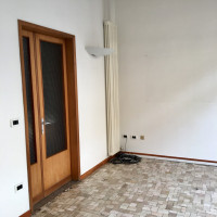 negozio in affitto Camposampiero foto 009__img-7223.jpg