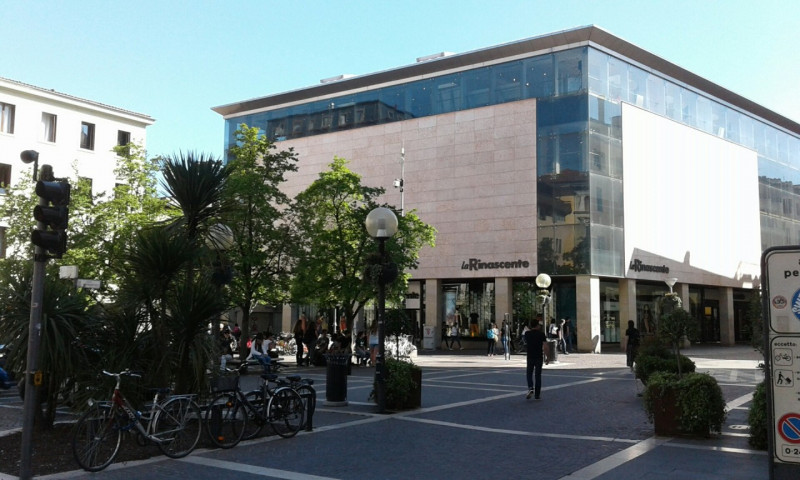 Negozio - Loc.Com. PADOVA affitto  Centro Storico centro storico vicinanze piazza Garibaldi Immobiliare Cerno