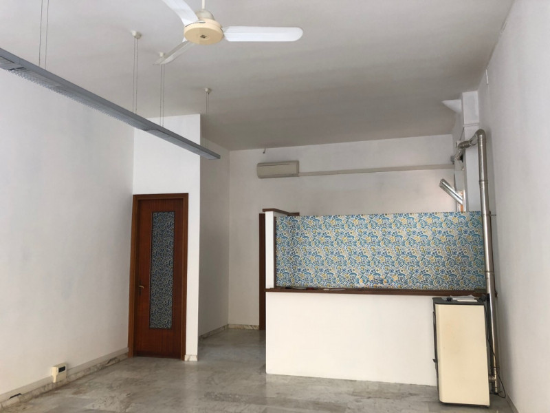 Negozio - Loc.Com. PADOVA affitto  Santa Sofia via Santa Sofia Sara Immobiliare