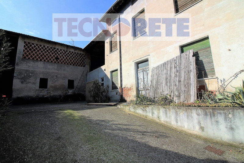 Rustico - Cascina MONIGA DEL GARDA vendita  Moniga del Garda - Centro  Studio Immobiliare Garda srl