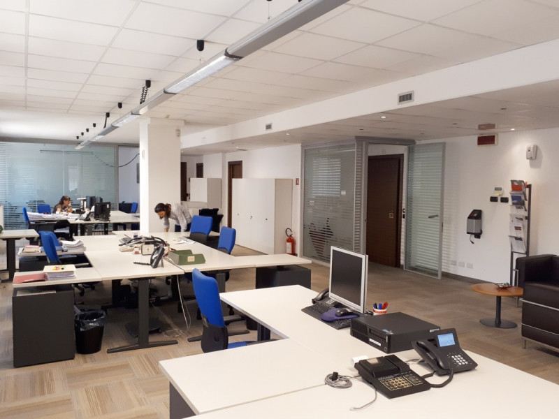 Ufficio - Loc.Com. PADOVA affitto  Centro Storico largo europa Agenzia Immobiliare San Fermo