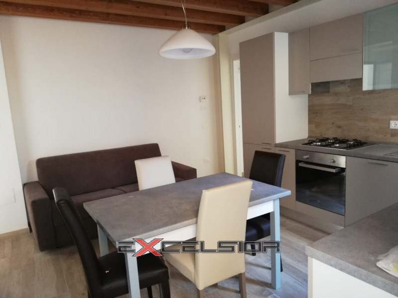Appartamento ADRIA affitto  Adria - Centro centro Agenzia Immobiliare Excelsior