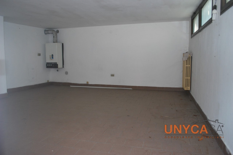 Negozio - Loc.Com. PADOVA affitto  Brusegana Via Tito Poggi Unycasa Selvazzano