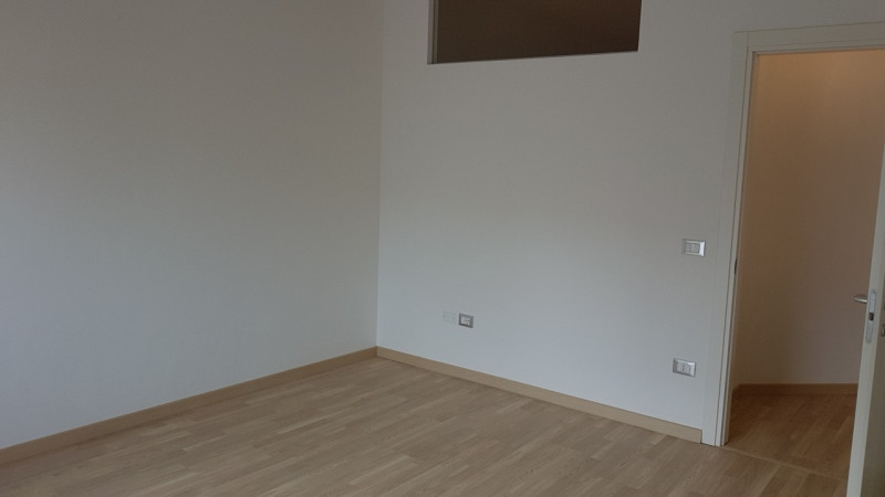 Ufficio - Loc.Com. PADOVA affitto  Santa Croce CORSO VITTORIO EMANUELE agenzia immobiliare roma