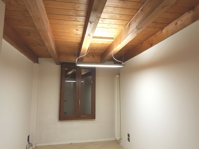 Ufficio - Loc.Com. VICENZA affitto  Vicenza Corso Padova 36100 Vicenza Agenzia Pellegrini SNC di Meda Mara & C.