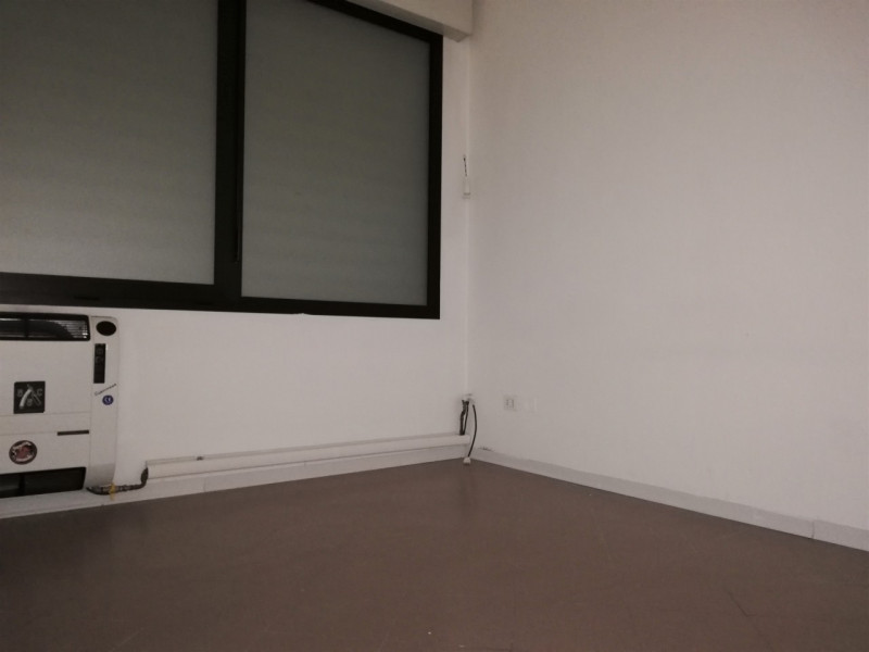 Negozio - Loc.Com. PADOVA affitto  Brusegana  Bemax sas