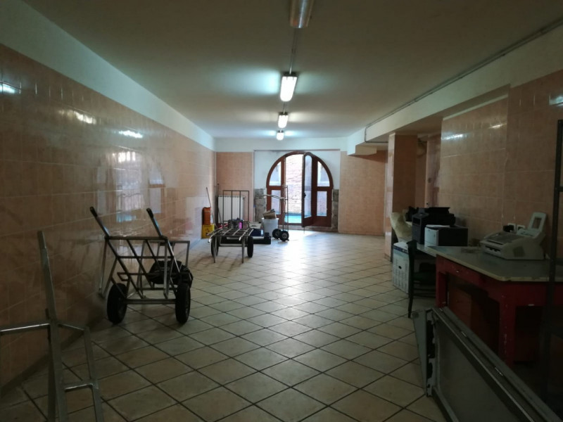 Affitto ufficio in buone condizioni zona Cannaregio a Venezia (VE) 140 mq