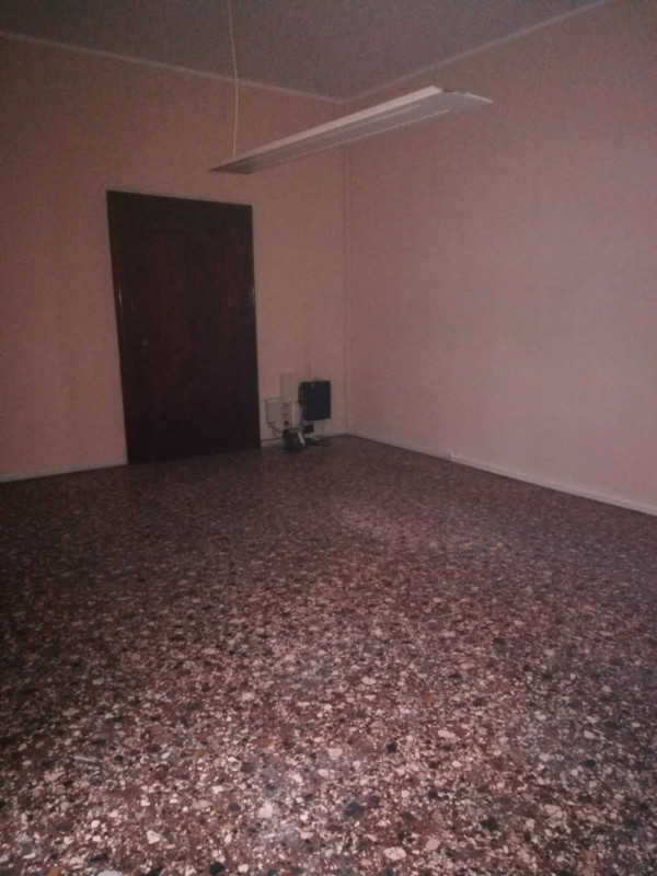 Ufficio - Loc.Com. VICENZA affitto  Centro Storico contrà porti Jolly Uno Immobiliare s.a.s.