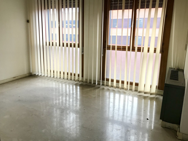 Ufficio - Loc.Com. PADOVA affitto  Scrovegni Scrovegni Sweet Home