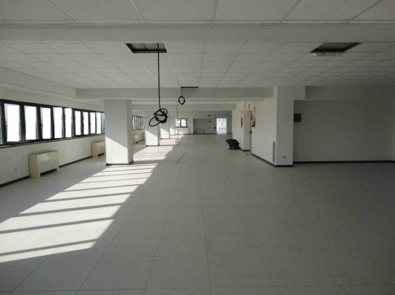 Ufficio - Loc.Com. PADOVA affitto  Zona Industriale Est  DB IMMOBILIARE DI DANIELE BENETOLLO