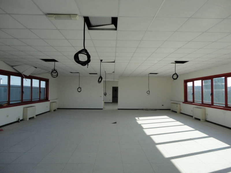 Ufficio - Loc.Com. PADOVA affitto  Zona Industriale Est  DB IMMOBILIARE DI DANIELE BENETOLLO