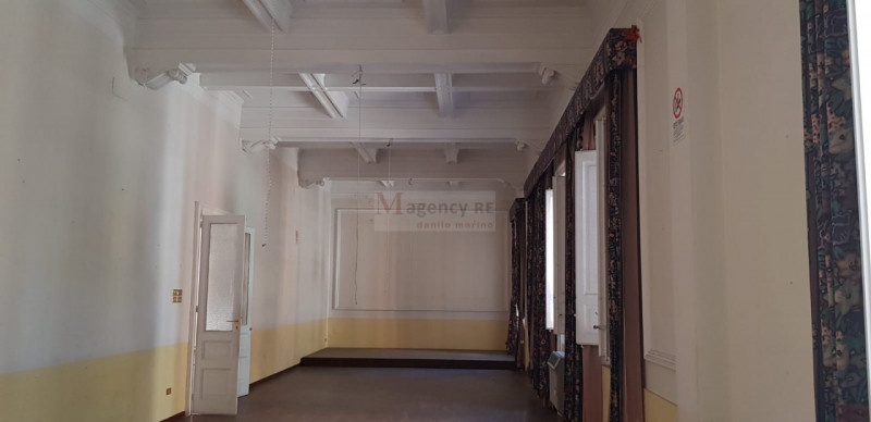Vendita appartamento da ristrutturare 1 Via Castello zona Reggio Calabria - Centro a Reggio Di Calabria (RC) 600 mq