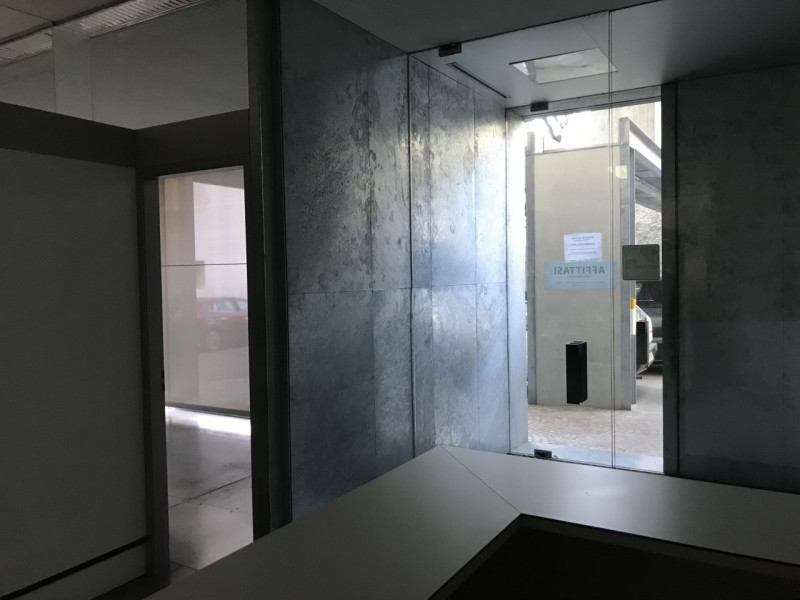 Ufficio - Loc.Com. COMO affitto  Città Murata Lungolago Centro via Pessina, 3 N-Retail S.r.l.