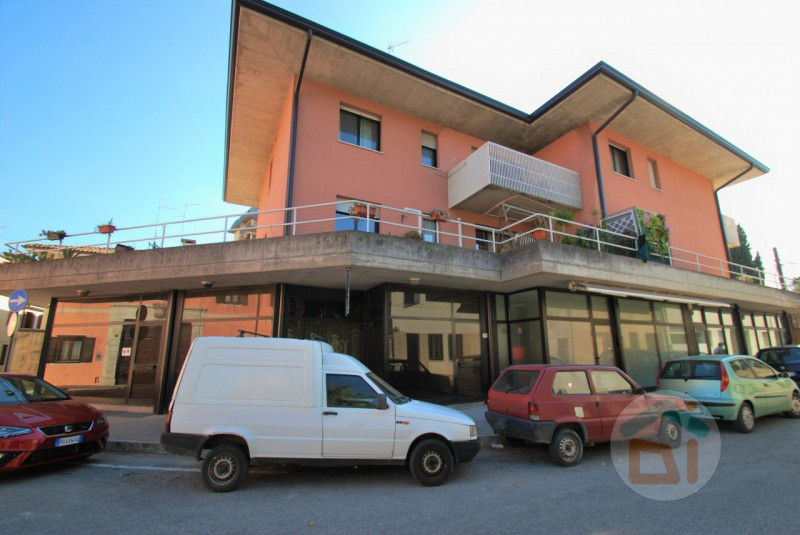 Vendita ufficio in buone condizioni Via Udine zona Cormons - Centro a Cormons (GO) 81 mq