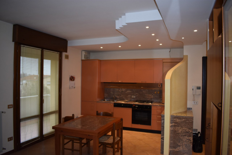 Appartamento PADOVA vendita  Crocefisso via del commissario Immobiliare LA FIDUCIA 2 di Bettella Viviana