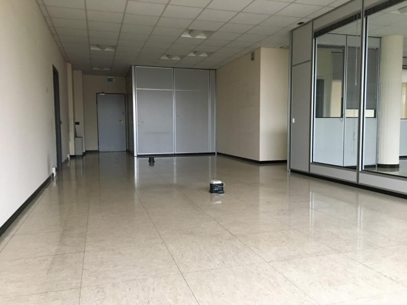 Ufficio - Loc.Com. PADOVA affitto  Padova Uno Zona Padova Uno NUOVACASA IMMOBILIARE S.N.C.