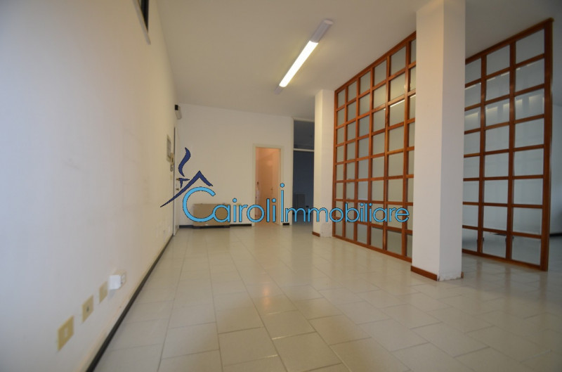 Ufficio - Loc.Com. PAVIA affitto  Ticinello - Stazione  Cairoli Immobiliare sas