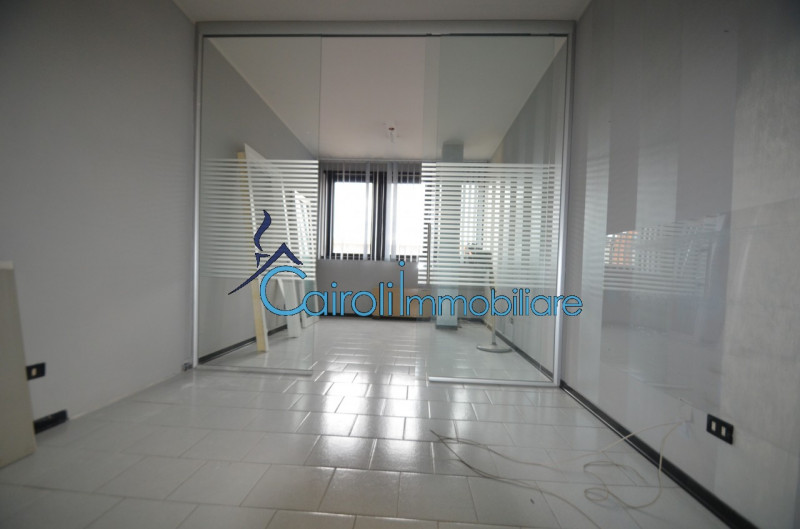Ufficio - Loc.Com. PAVIA affitto  Ticinello - Stazione  Cairoli Immobiliare sas
