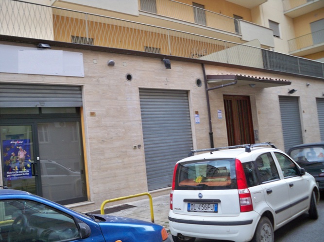 Negozio - Loc.Com. PALERMO affitto  Oreto  Idea Casa s.r.l.s.