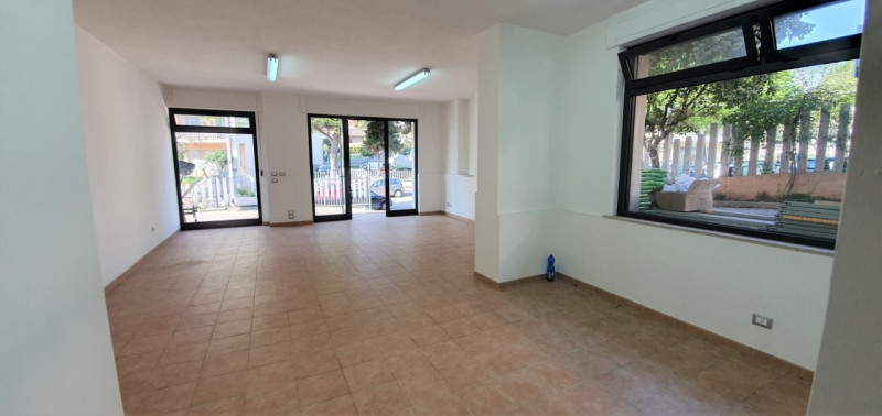  pescara affitto quart: zona colli immobiliare-balzano