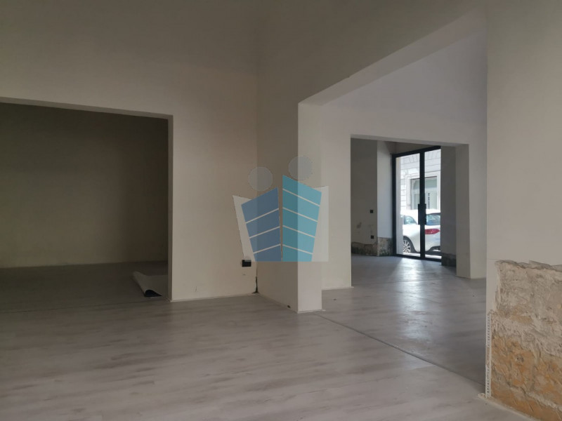Negozio - Loc.Com. LECCE affitto  Mazzini Via Fabio Filzi Idee Immobiliari