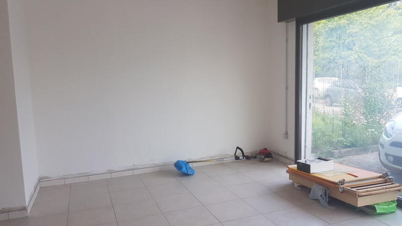 Negozio - Loc.Com. PADOVA affitto  Guizza via confortini Immobiliare Obizzi