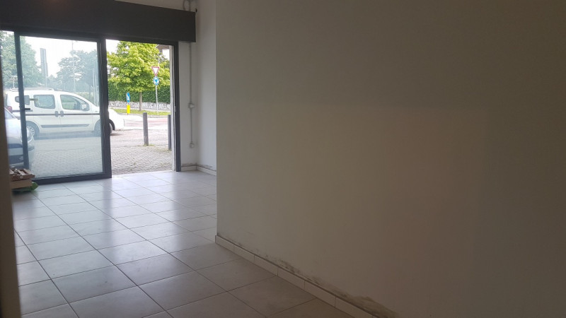 Negozio - Loc.Com. PADOVA affitto  Guizza via confortini Immobiliare Obizzi