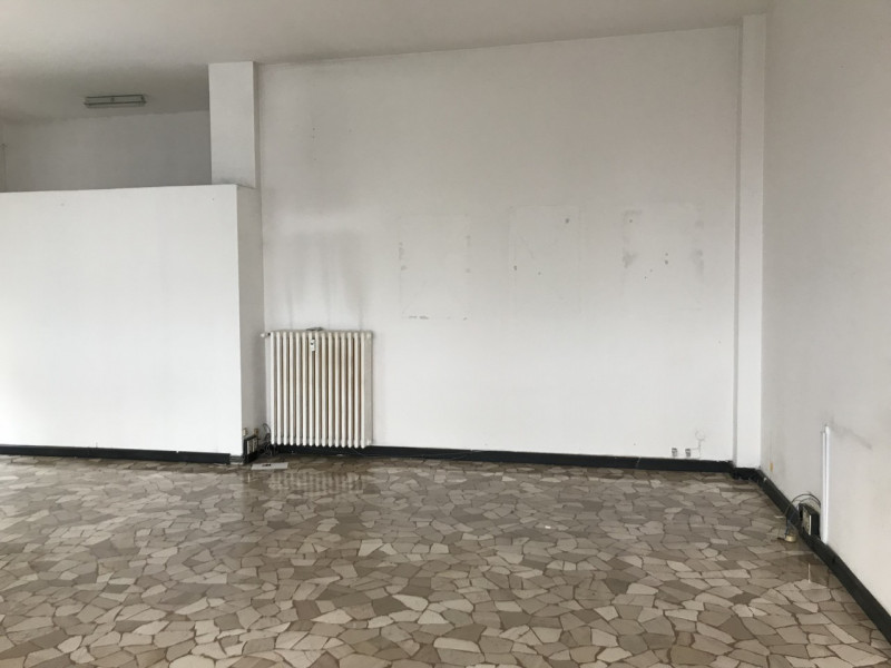 Negozio - Loc.Com. PADOVA affitto  Centro Storico Centro storico Spaziocasa Immobiliare sas