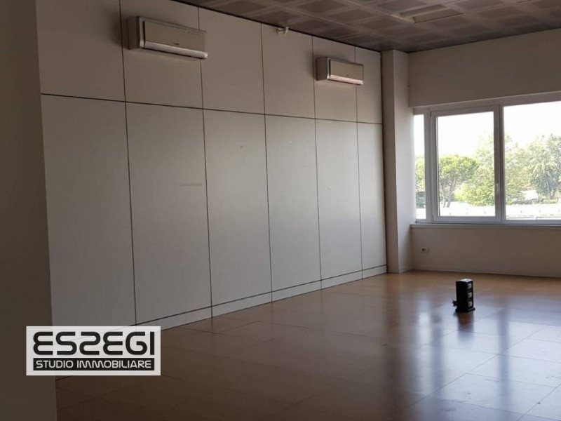 Ufficio - Loc.Com. PADOVA affitto  Porta Trento bezzecca Studio Immobiliare Esse Gi