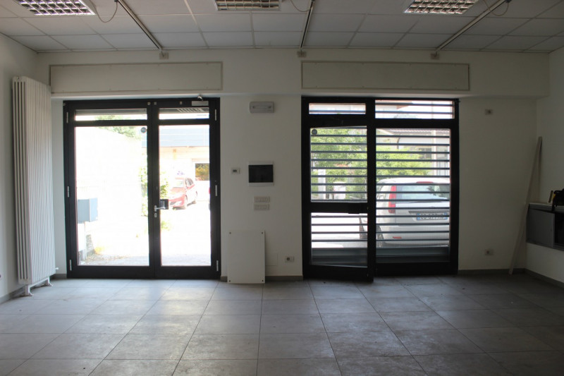 Negozio - Loc.Com. TRENTO affitto   canova Agenzia immobiliare FRANCESCO CORETTI