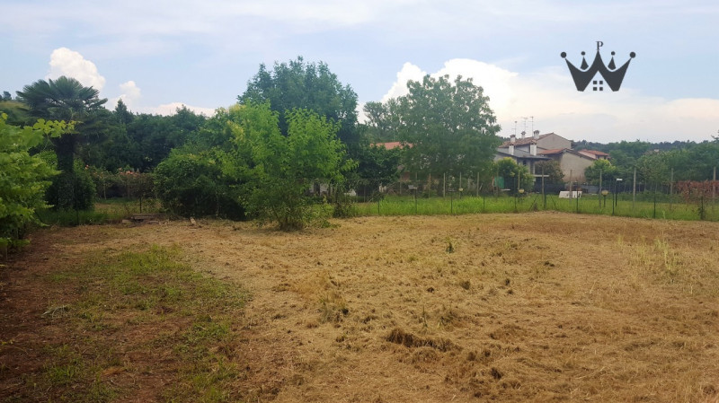 Vendita multiproprietà Via Pietro Gobetti zona Vermegliano a Ronchi Dei Legionari (GO) 800 mq
