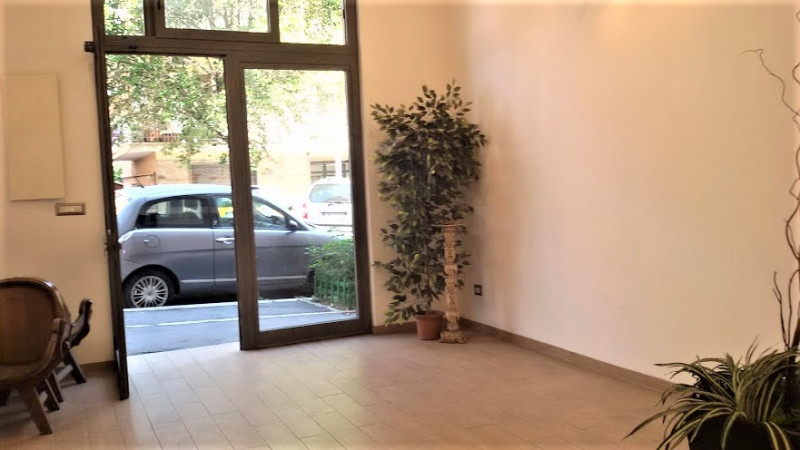 Negozio - Loc.Com. ROMA affitto  Monteverde Largo Ravizza Basit Servizi Immobiliari Srl