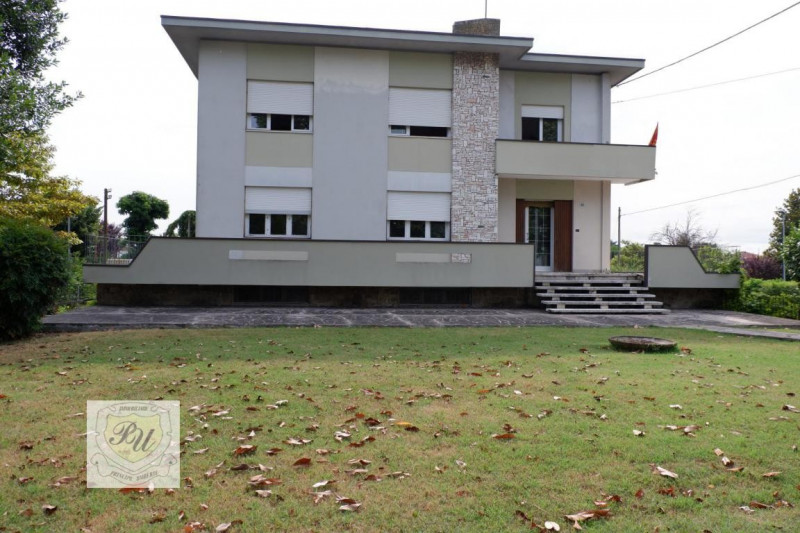  stanghella vendita quart:  immobiliare principe umberto
