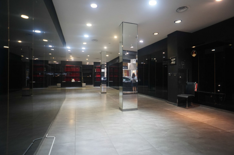 Negozio - Loc.Com. VERONA affitto  Centro Storico  Immobiliare Piasente