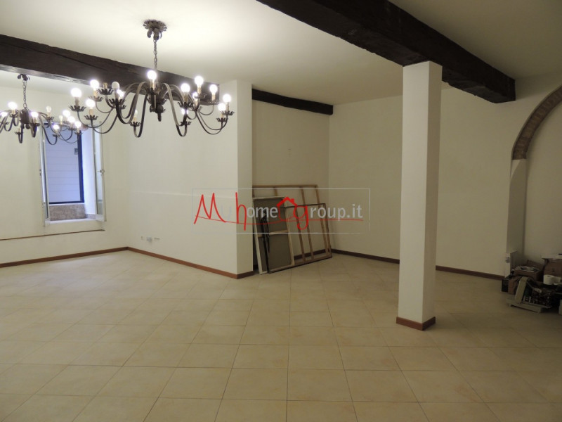 Negozio - Loc.Com. PADOVA affitto  Centro Storico Via Gritti MP sas