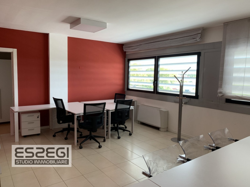 Ufficio - Loc.Com. PADOVA affitto  Padova - Ovest medoaco Studio Immobiliare Esse Gi