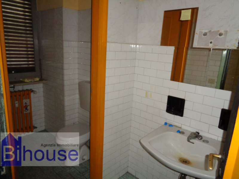 Negozio - Loc.Com. BIELLA affitto  Semicentro  Bihouse di Faresin Paolo