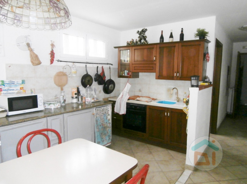 Vendita casa indipendente in buone condizioni Via Alessandro Manzoni zona Mariano del Friuli - Centro a Mariano Del Friuli (GO) 260 mq