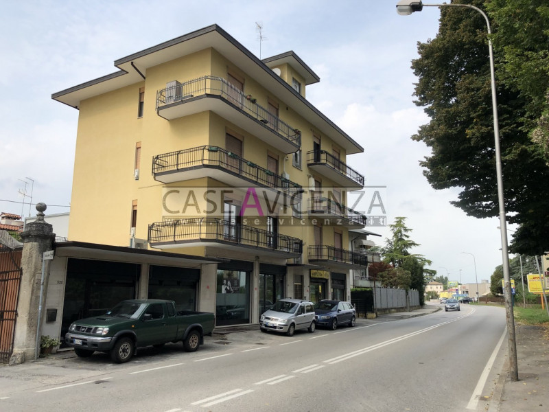 Negozio - Loc.Com. VICENZA affitto  Tormeno  Agenzia Immobiliare CASEAVICENZA