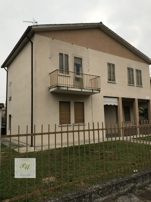 Villa Unifamiliare - Indipendente ESTE vendita  Este - Centro Via Salute Immobiliare Principe Umberto