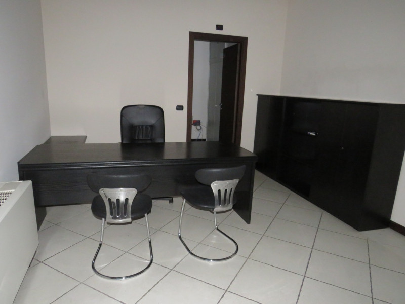 Negozio - Loc.Com. PADOVA affitto  Camin  Immobiliare Ferrarese