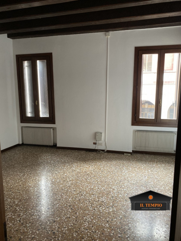  vicenza affitto quart: centro storico agenzia-il-tempio-lg-di-luca-galzignato